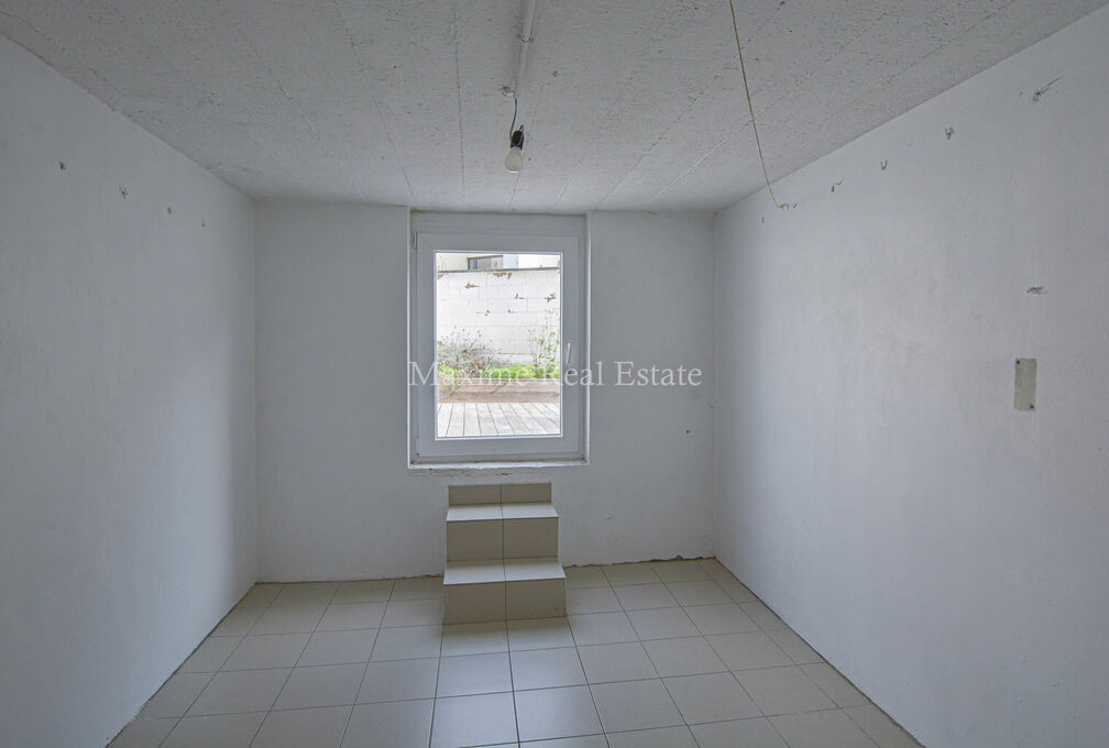 Apartment block for sale in Woluwe-Saint-Pierre