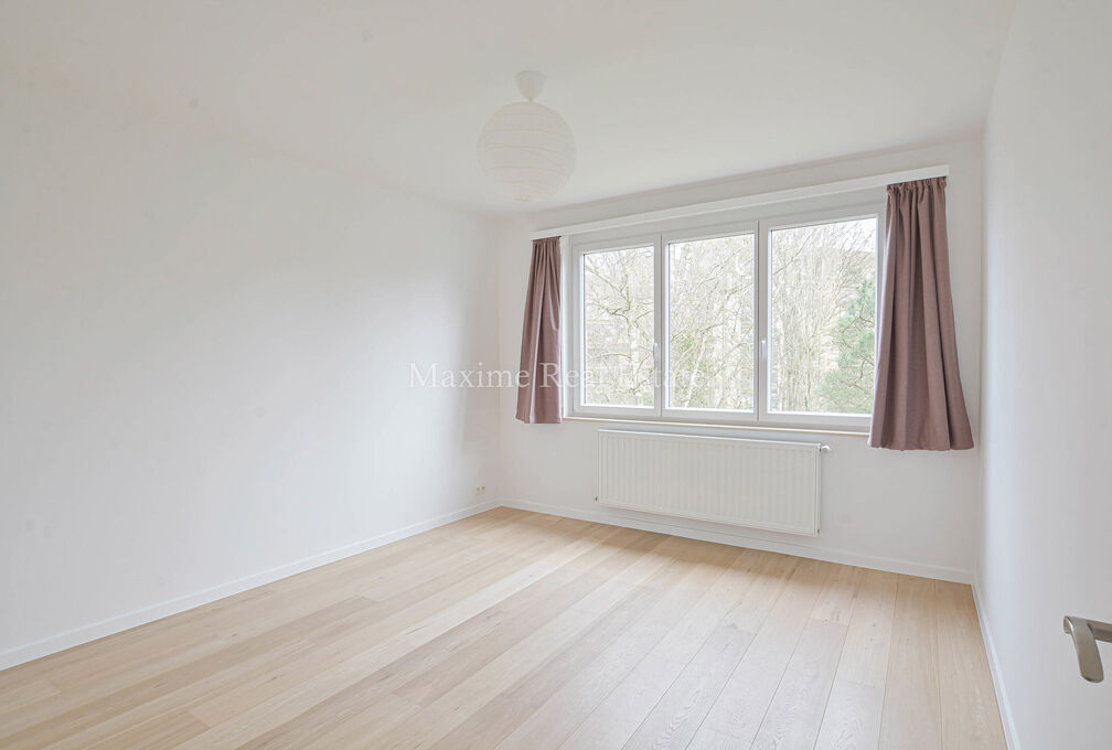 Bel-etage for rent in Sint-Pieters-Woluwe