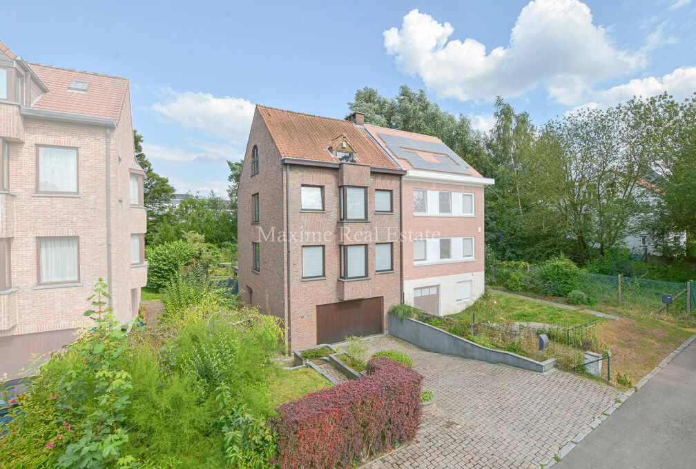 Bel-etage for sale in Sint-Pieters-Woluwe