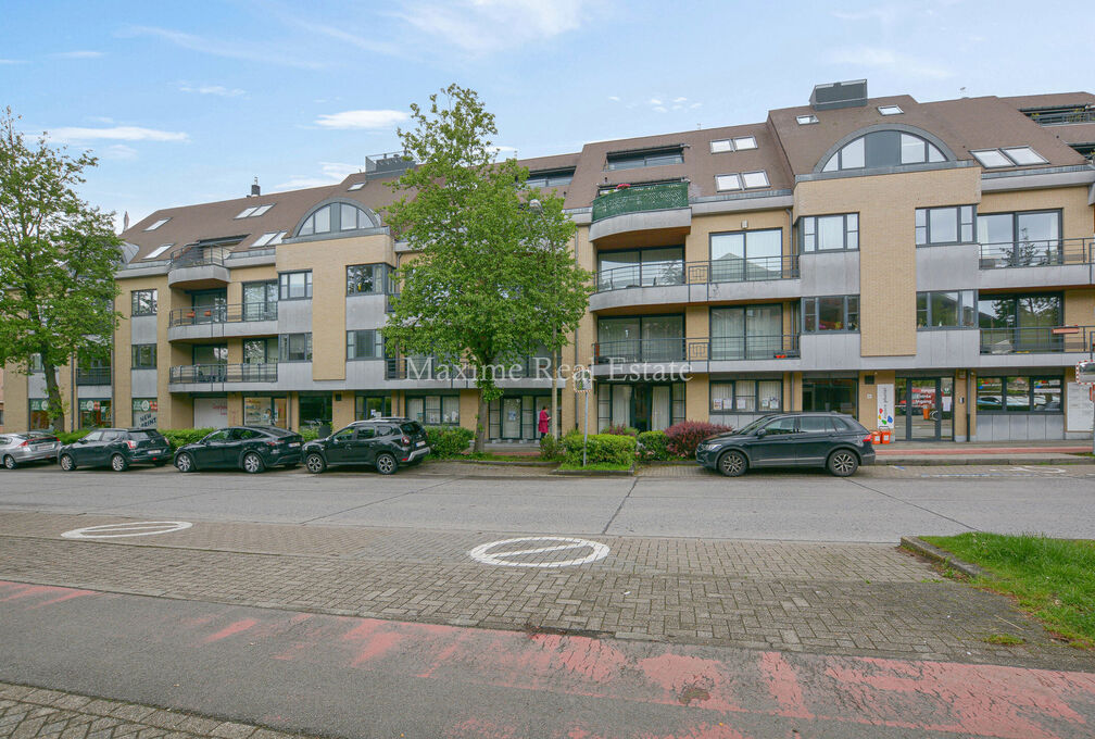 Commercieel gelijkvloers te koop in Sint-Pieters-Woluwe