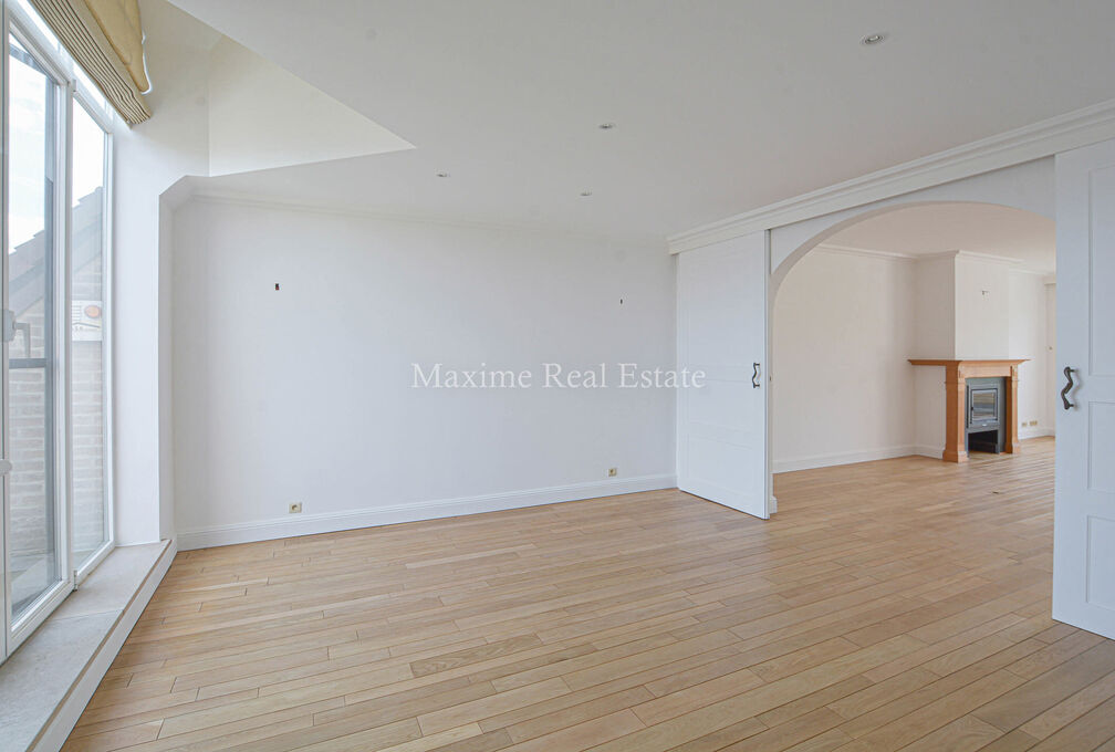 Duplex for rent in Sint-Pieters-Woluwe