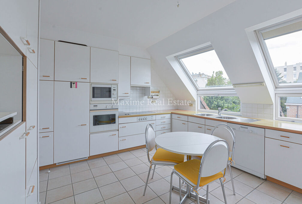 Duplex for rent in Sint-Pieters-Woluwe