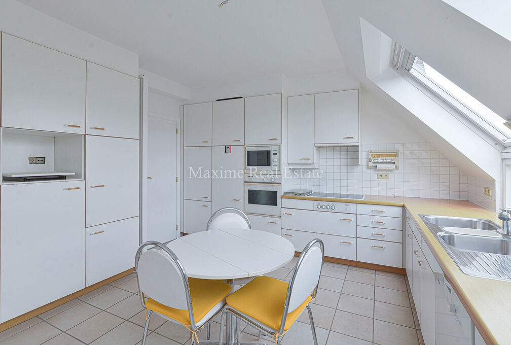 Duplex for rent in Sint-Pieters-Woluwe