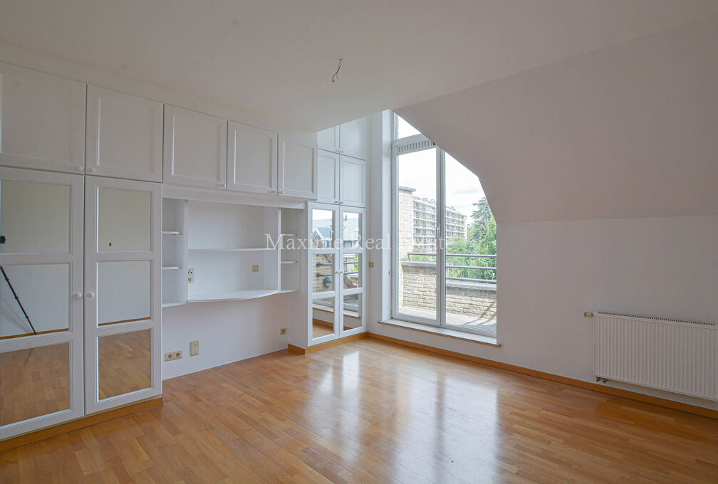 Duplex for rent in Sint-Pieters-Woluwe