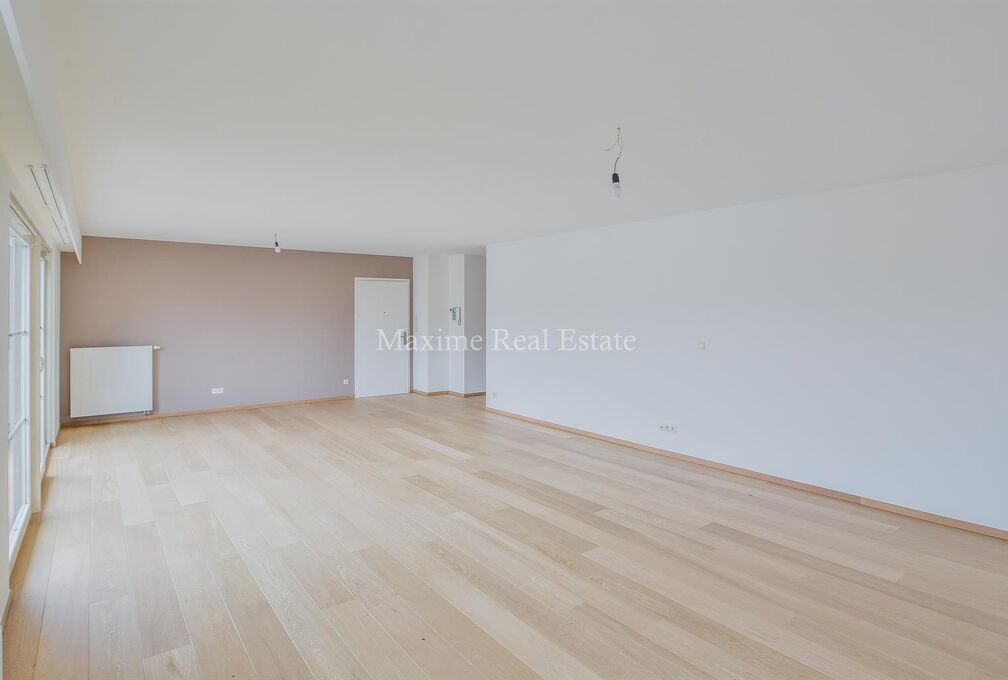 Duplex for rent in Sint-Pieters-Woluwe