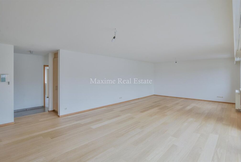 Duplex for rent in Sint-Pieters-Woluwe