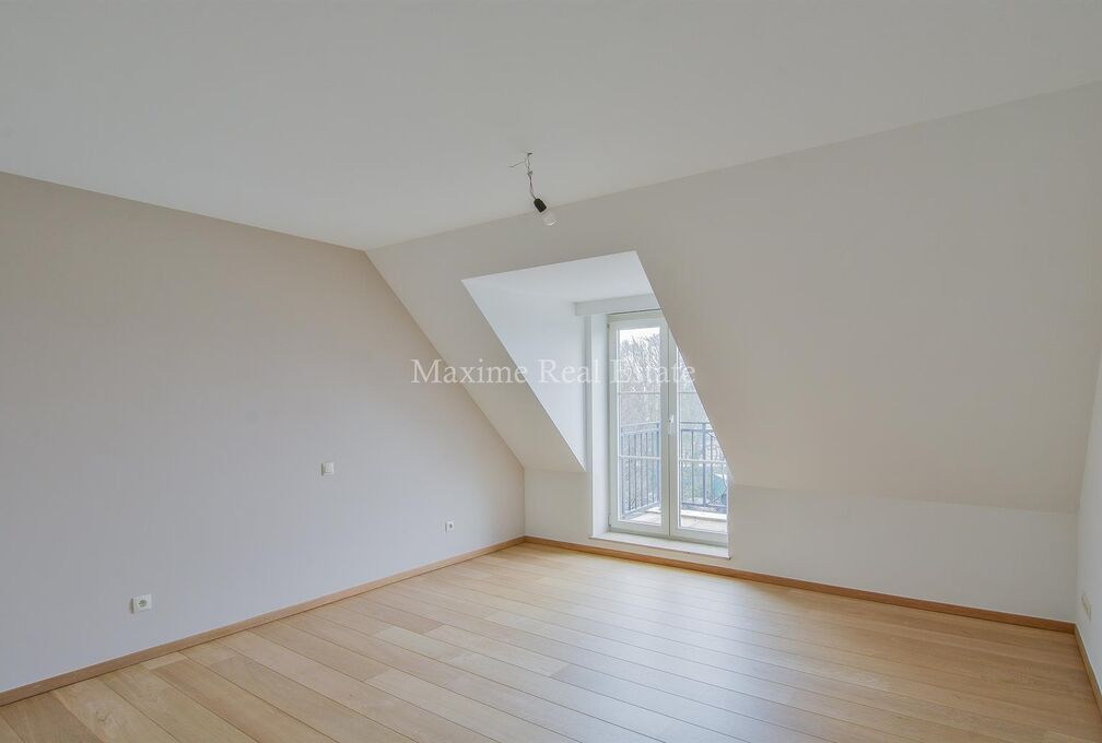 Duplex for rent in Sint-Pieters-Woluwe