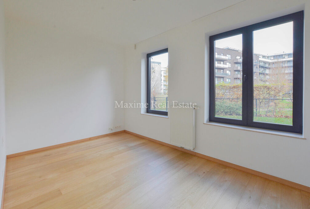 Ground floor with garden for rent in Evere