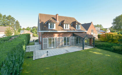 Villa for sale in Wezembeek-Oppem