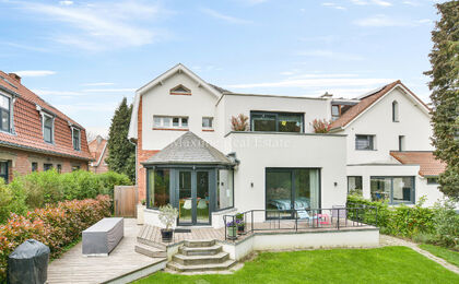 Villa for sale in Woluwe-Saint-Pierre